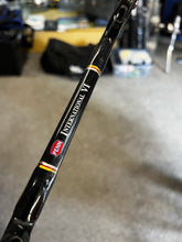 Load image into Gallery viewer, Penn International V1 30 - 50lb rod
